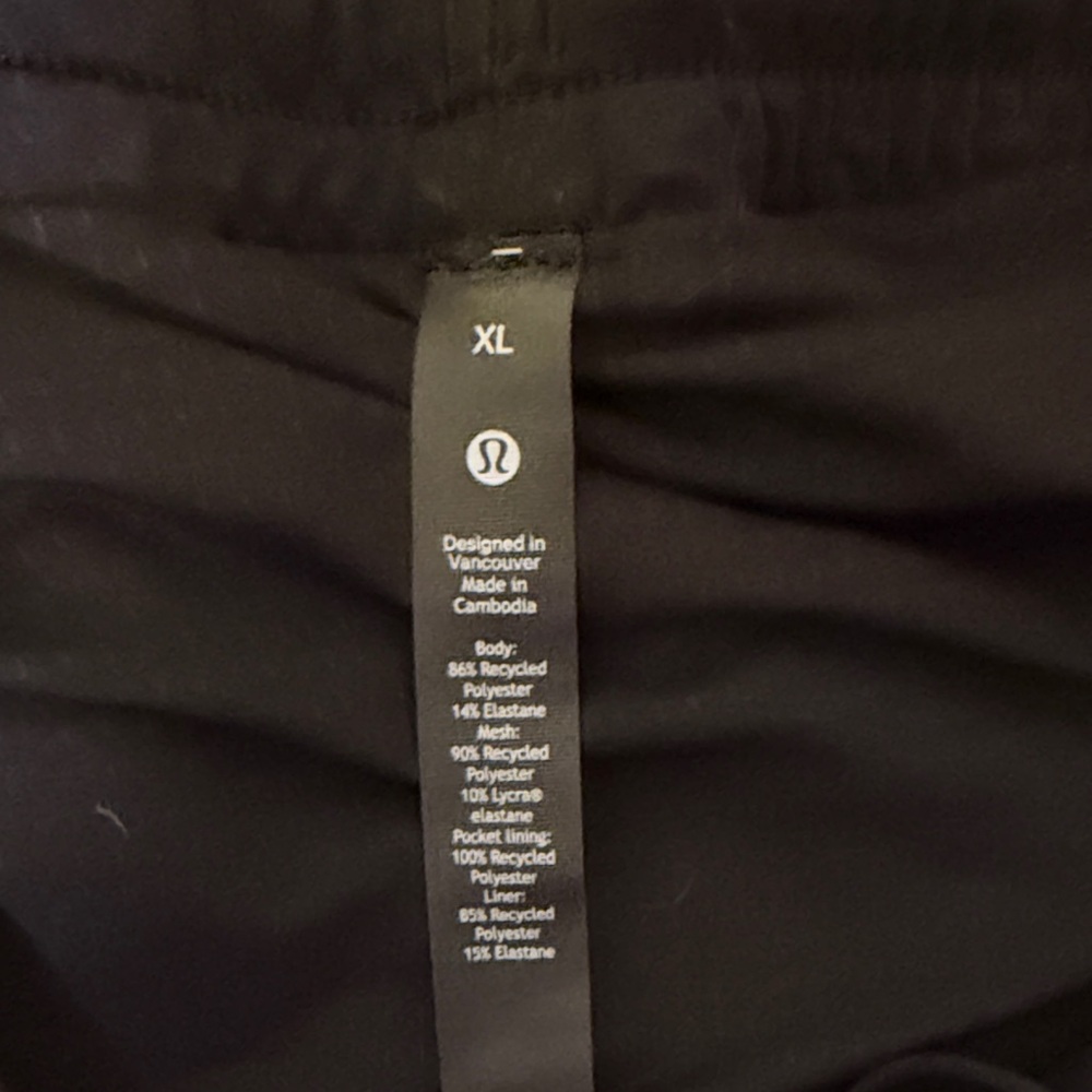 lululemon athletica Men's Black Athletic Shorts - Picture 2 of 5